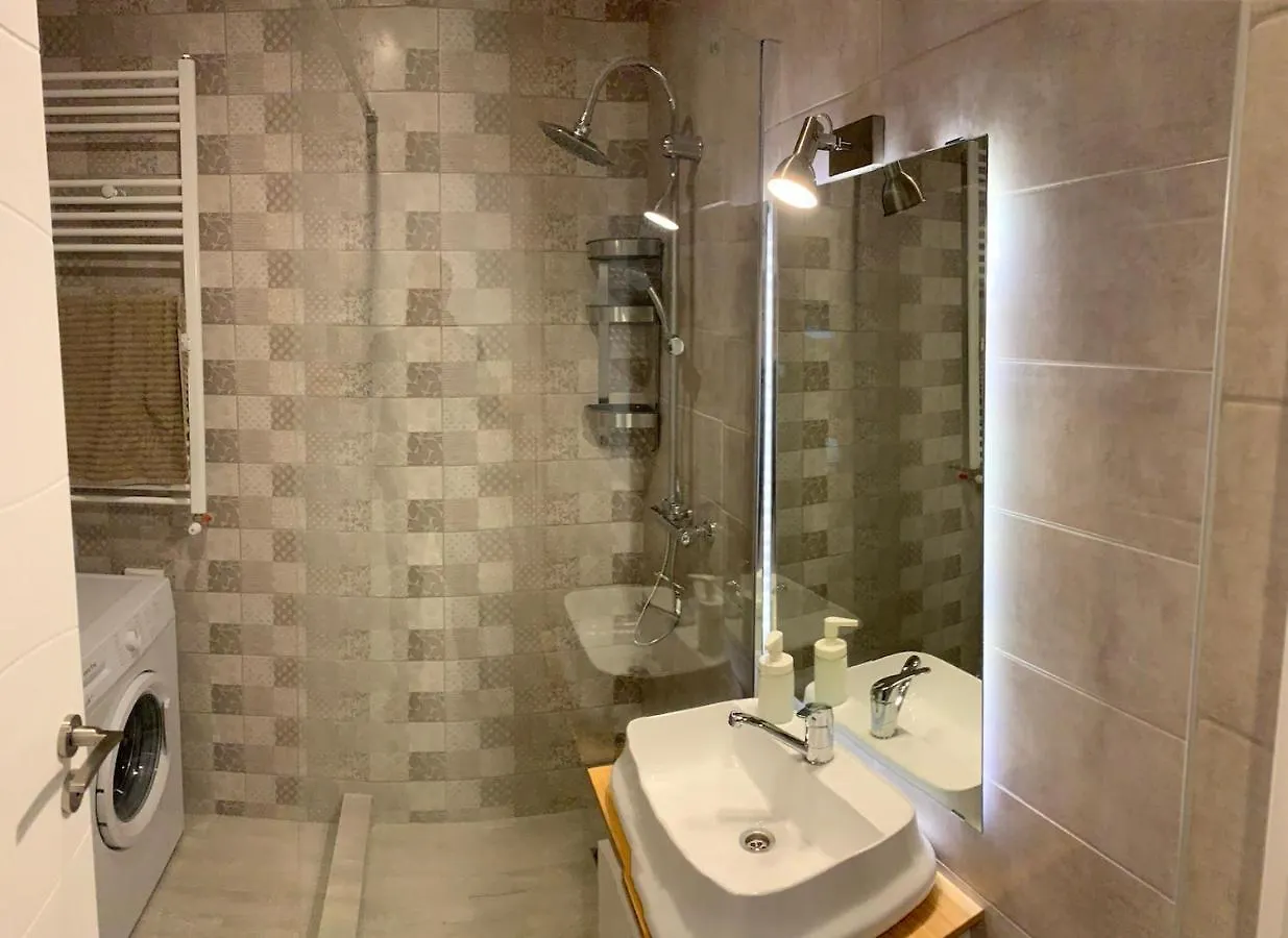 Ray Luxury Apartment Close To Presidential Palace Bucharest Romania